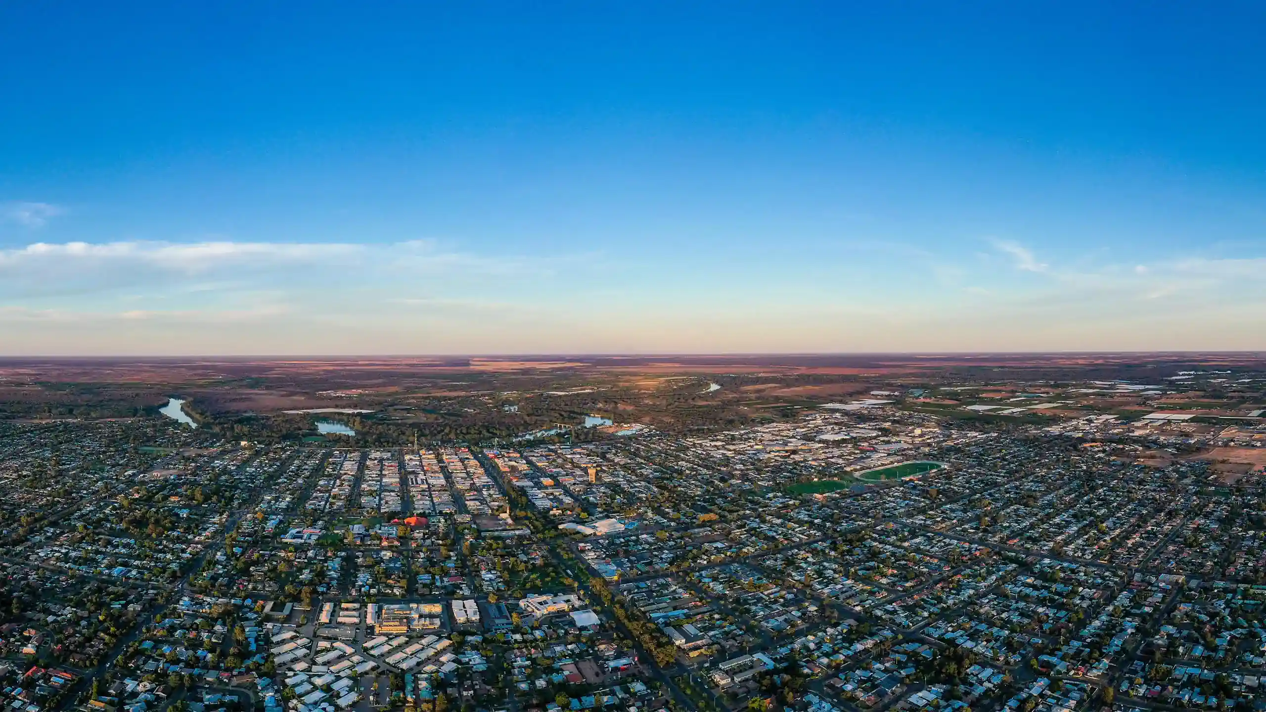 aerial photo showing all of Mildura